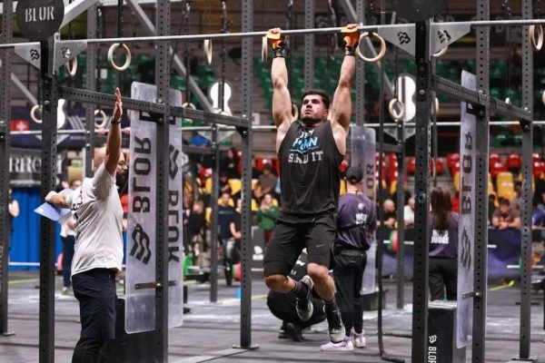 athlete training gym focus